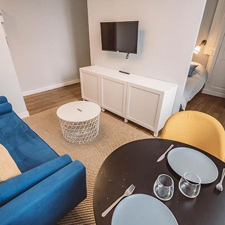 Roi Soleil, Face A La Cathedrale - 2G Apartment Reims Exterior foto